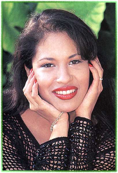 Selena%2016.jpg